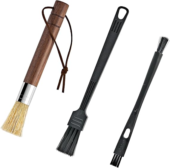 Espresso Cleaning Brush (Walnut)
